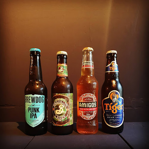 〒920-0981 石川県金沢市片町１丁目１２−１７