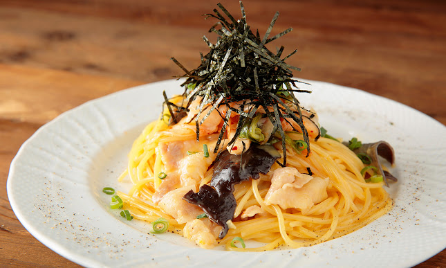 〒820-0071 福岡県飯塚市忠隈71−４ NERO BOTANICA 1F