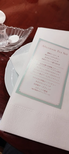 ロイヤルクリスタル カフェ銀座店 - 飲食業