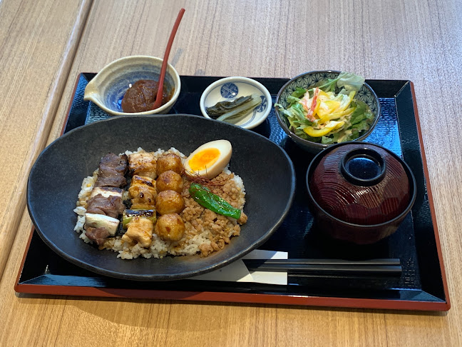 〒355-0028 埼玉県東松山市箭弓町１丁目１２−１１ 糀屋ビル 1F