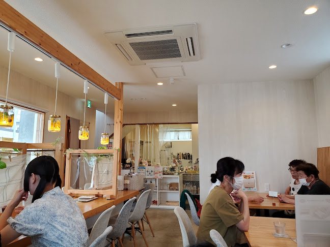 Opinii despre ハレの日 în 函館市 - 飲食業