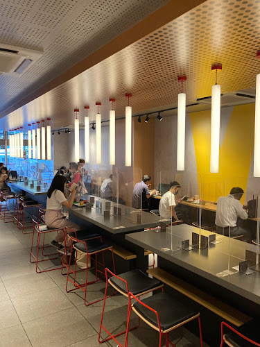 Opinii despre マクドナルド 烏丸御池店 în 京都市 - 飲食業