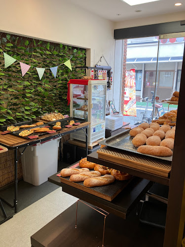 路地裏のパンsosolu