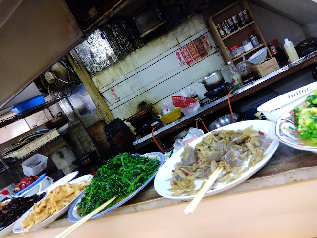 〒874-0943 大分県別府市楠町１−１８