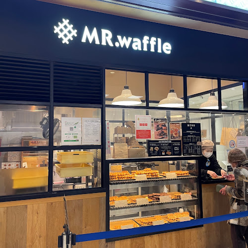 Opinii despre ミスターワッフル ルミネ大宮店 în さいたま市 - 飲食業