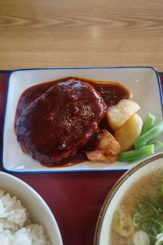 〒630-0137 奈良県生駒市西白庭台３丁目９−１