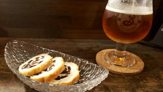 〒010-0921 秋田県秋田市大町３丁目２−３１