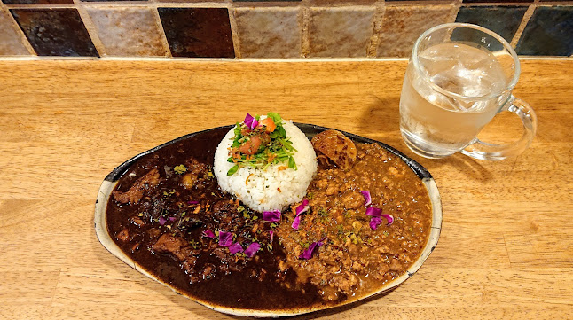 無国籍居酒屋 ふぁにや