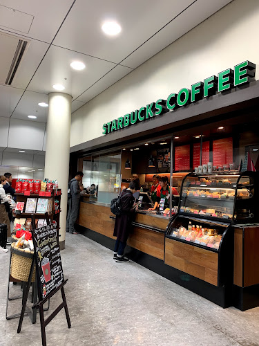Opinii despre スターバックス コーヒー ＪＲ東海 東京駅新幹線南ラチ内店 în 中央区 - 飲食業