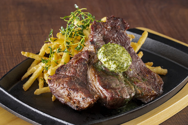 〒650-0001 兵庫県神戸市中央区加納町４丁目２−１