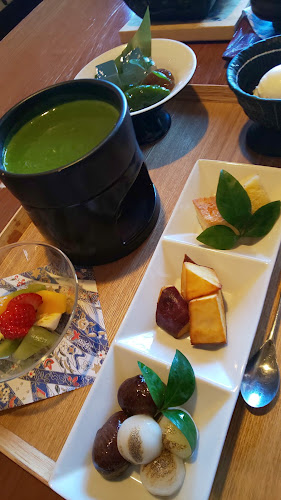 Comentarii opinii despre 茶寮 慈現