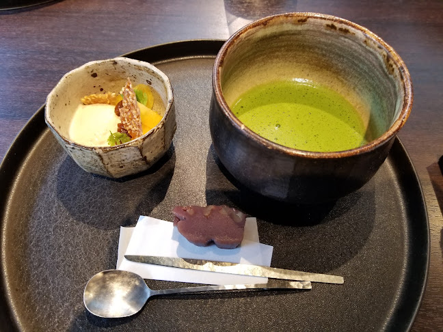 〒920-0838 石川県金沢市観音町１丁目５−８ 薪の音金澤 1階 「東山和今」