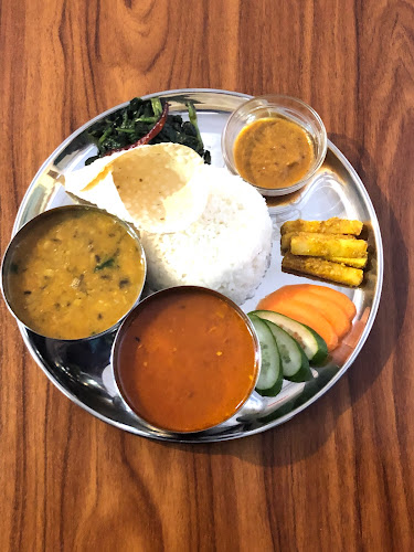 Comentarii opinii despre マナスルキッチン 中山店