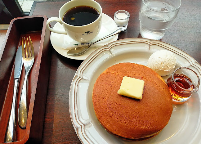 〒174-0063 東京都板橋区前野町３丁目２０−１ フードスクエアカスミ板橋前野町店 GF階