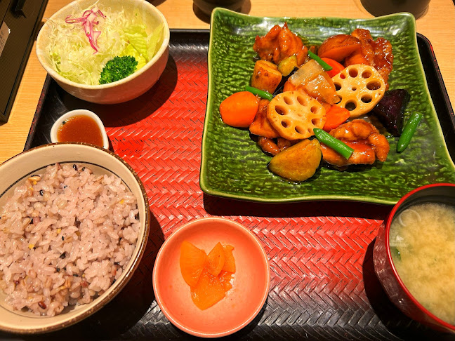 〒185-0021 東京都国分寺市南町３丁目９−１５ 国分寺ステップス 2F