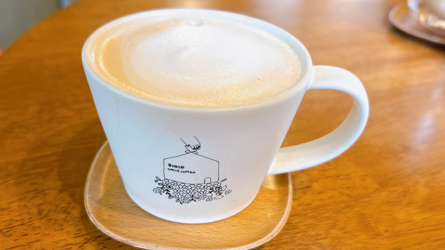 〒664-0895 兵庫県伊丹市宮ノ前１丁目３−７