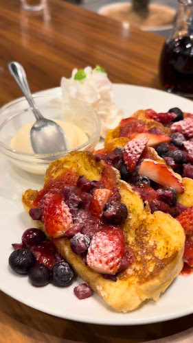 〒901-2306 沖縄県中頭郡北中城村ライカム１ イオンモール沖縄ライカム 1F