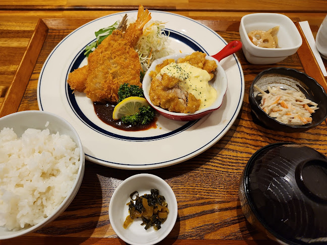 酒場定食堂 ふたつき 喜喜 - 飲食業