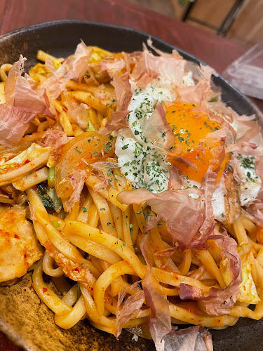 路地裏キッチン よねまる