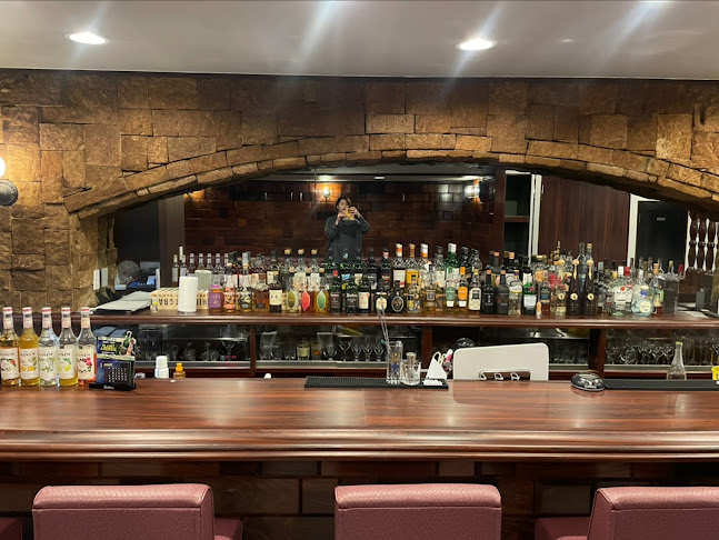 ロワンディシー (Premier Bar Loin d’ici)