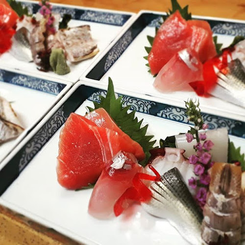 季節料理よし野 - 飲食業