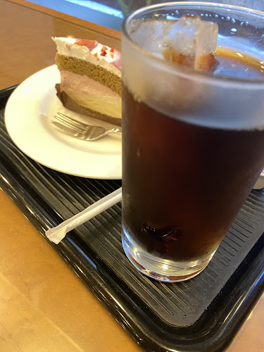 Opinii despre さむしんぐ コーヒーと家具の店 în 豊島区 - 飲食業