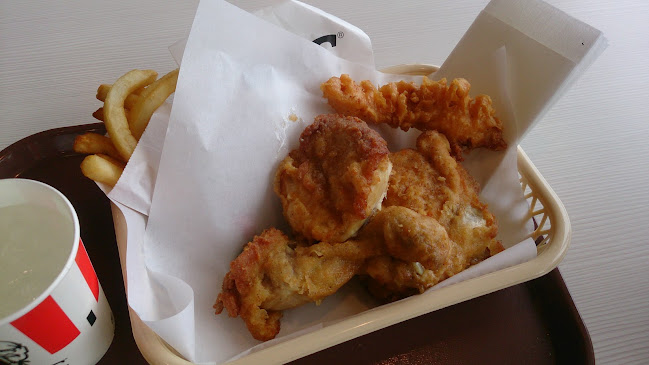 Comentarii opinii despre ケンタッキーフライドチキン高松屋島店