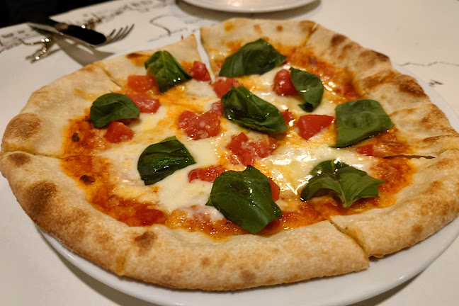 〒188-0011 東京都西東京市田無町４丁目３−１３