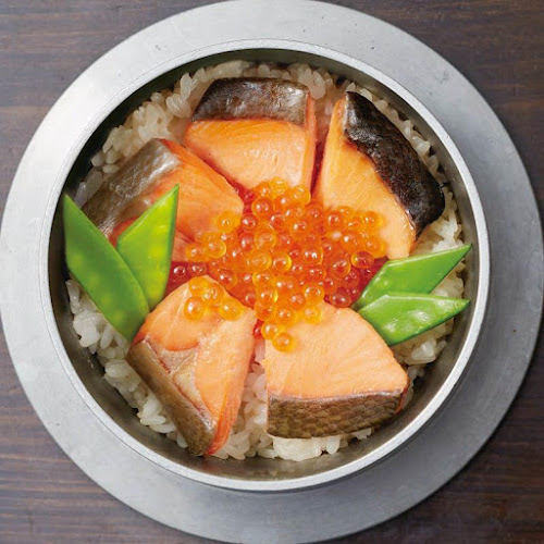 Comentarii opinii despre 鶏素揚げ・肴・釜めし かまどか 上野店