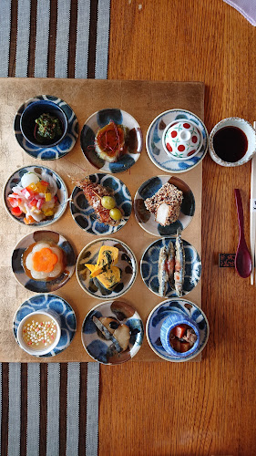 〒893-0006 鹿児島県鹿屋市向江町１５−１３