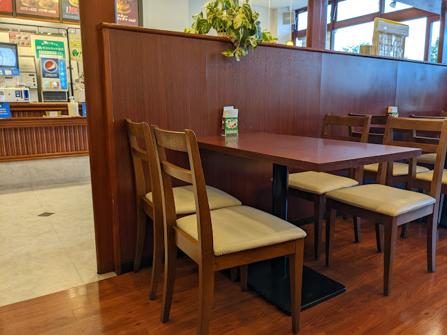 モスバーガー八王子みなみ野店 - 飲食業