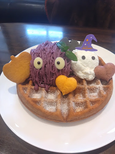 カフェ プレンヌ - 飲食業