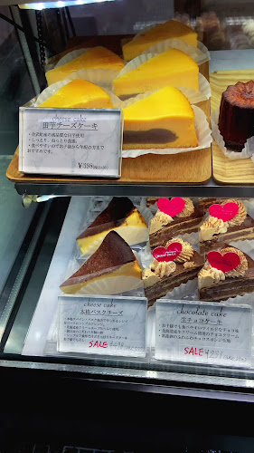 Opinii despre パティスリーモンクレア(うるま店) în うるま市 - 飲食業