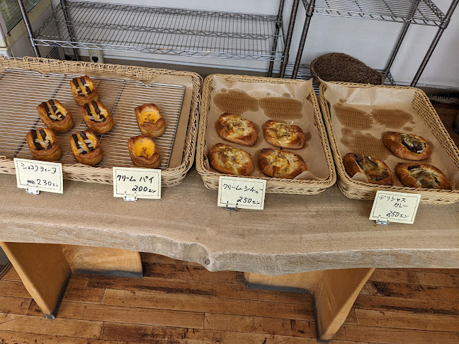 Opinii despre こむぎっこパン工房 în 青森市 - 飲食業
