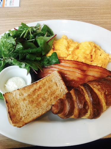 〒100-0005 東京都千代田区丸の内１丁目８−２ 鉃鋼ビルデイング 南館2・3F