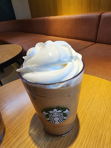 スターバックス コーヒー 防府店 - 飲食業