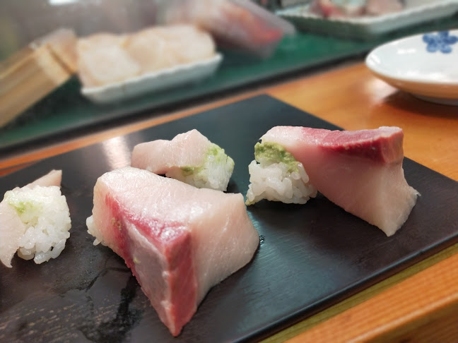 Opinii despre かんぱち寿司 în 大阪市 - 飲食業