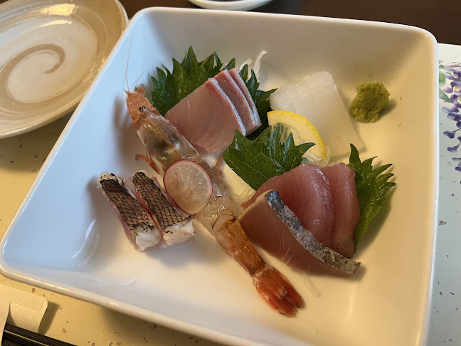 〒680-0833 鳥取県鳥取市末広温泉町２５１