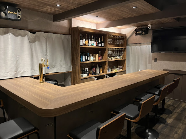 Opinii despre カフェとバー カリチータ în 桑名市 - 飲食業