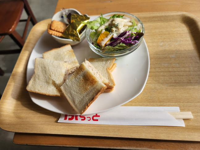 Opinii despre Cafe Dining&Bar FLAT カフェ ダイニングバー フラット în 墨田区 - 飲食業