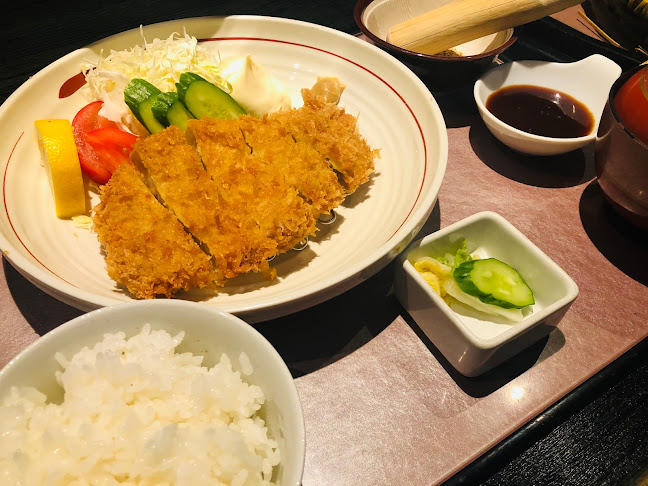 〒070-8003 北海道旭川市神楽３条１２丁目１−２ 旬鮮かぐら