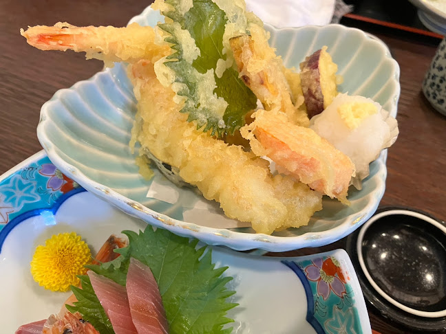 Comentarii opinii despre 大黒屋松阪店