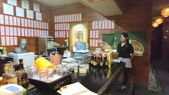 Opinii despre 居酒屋 元ちゃん în 名護市 - 飲食業