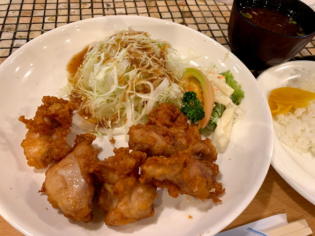 〒486-0844 愛知県春日井市鳥居松町３丁目１１−１１ パチンコオークランド