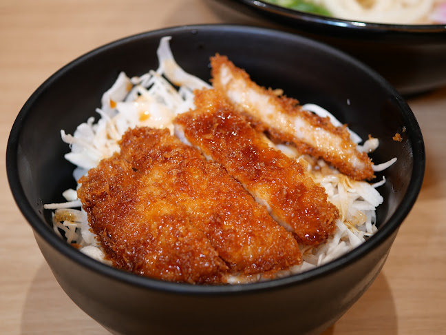 資さんうどん南津守店