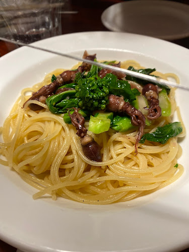 Opinii despre モンドール în 神戸市 - 飲食業