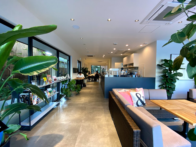 〒630-8336 奈良県奈良市高御門町38