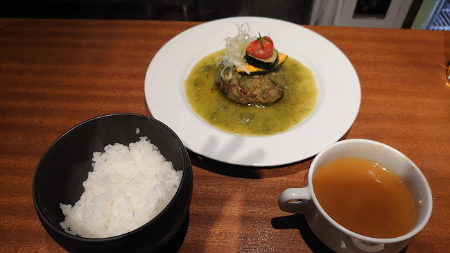 〒330-0854 埼玉県さいたま市大宮区桜木町２丁目１９１−７ ｑｕａｔｒｅ ｃａｆｅ