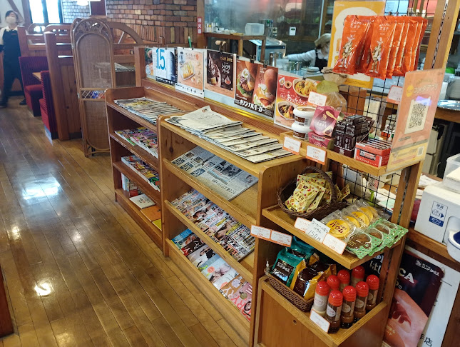 Opinii despre コメダ珈琲店 名東山の手店 în 名古屋市 - 飲食業