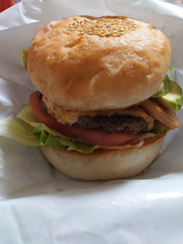 SOUTH SIDE BURGER（サウスサイドバーガー） - 田原本町